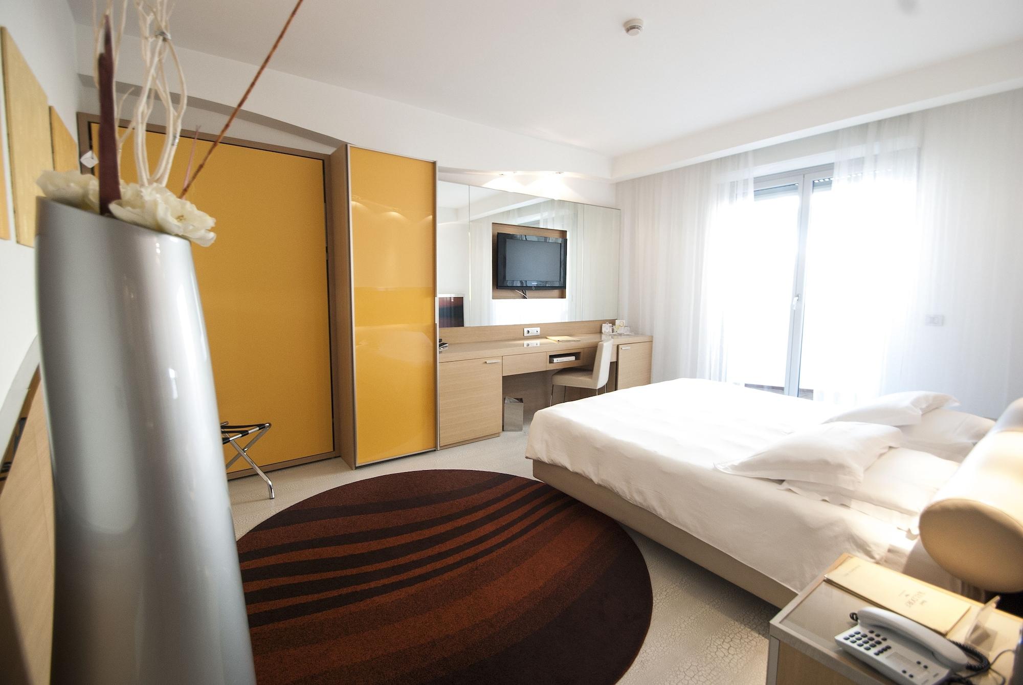 Hotel Waldorf- Premier Resort Milano Marittima Dış mekan fotoğraf